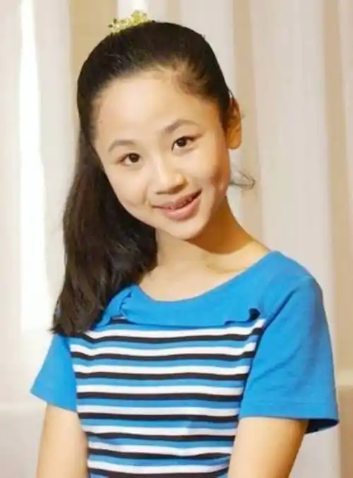 杨紫无滤镜高清怼脸照片网红味十足网友吐槽像司藤里的白英