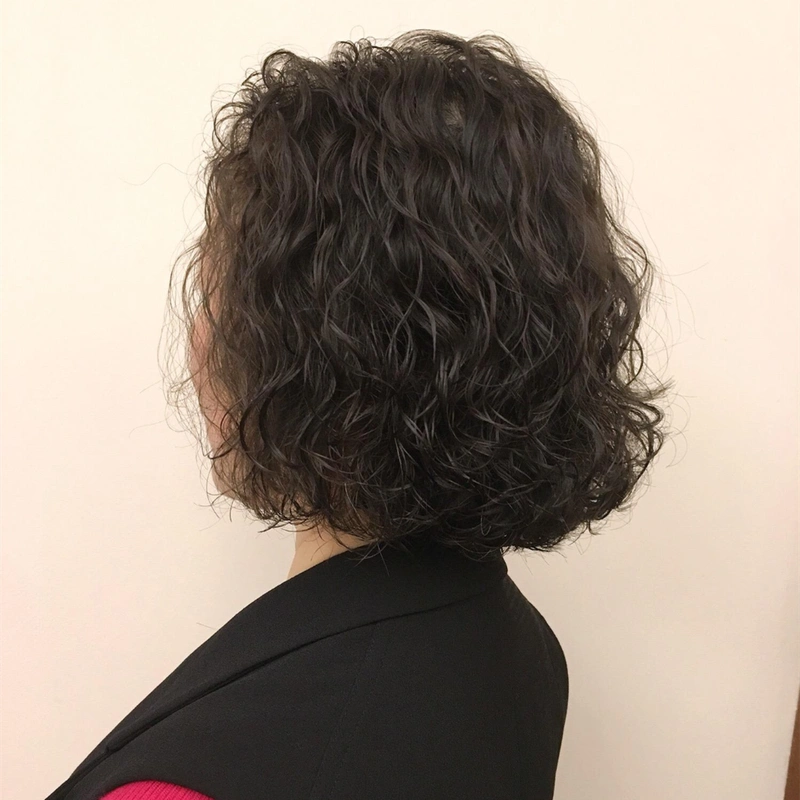 适合五六十岁女人的抱团卷,时髦洋气又显发量,好打理又显年轻|发型