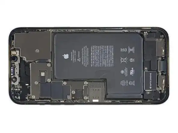 看看iphone 12系列的内部构造,依旧像一件"工艺品"一样的苹果式设计