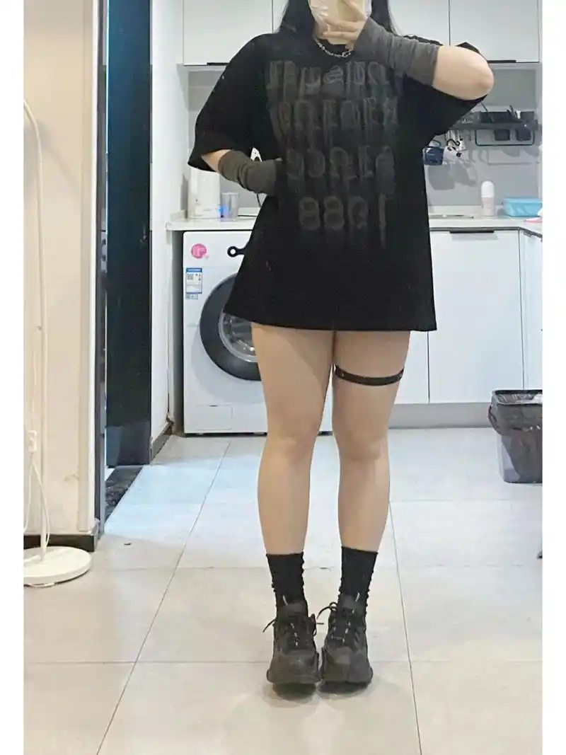 身高168体重140算胖吗 各位美女,这种身材算微胖吗,夏天来了,大家一起