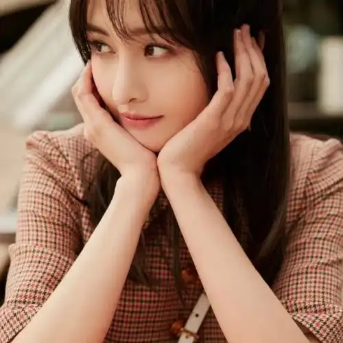 郑爽鼻子又整残了?