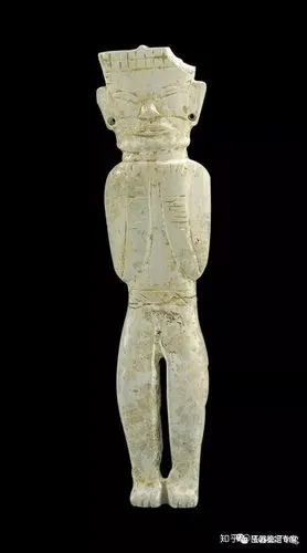 凌家滩文化玉人