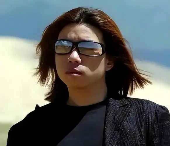 回顾歌手郭峰三段恋情无疾而终61岁未婚无子女一生献给了音乐