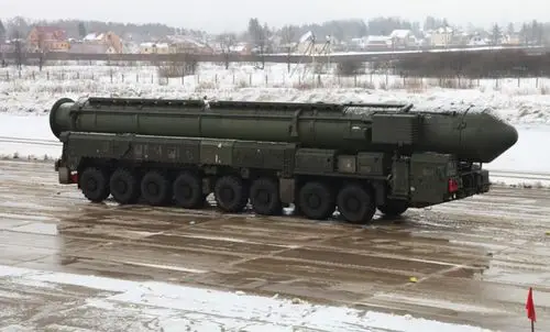 俄军白杨m战略导弹360度细节图首次曝光