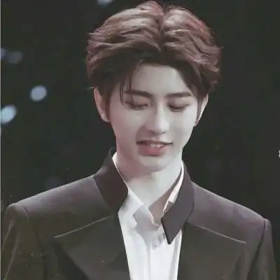 云曦/头像/望喜/蔡徐坤"最怕失去的东西,舞台,自信,ikun"