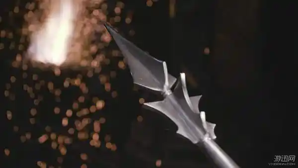 武器人间打造《fate》贞德长枪 轻轻松松就能刺穿盾牌