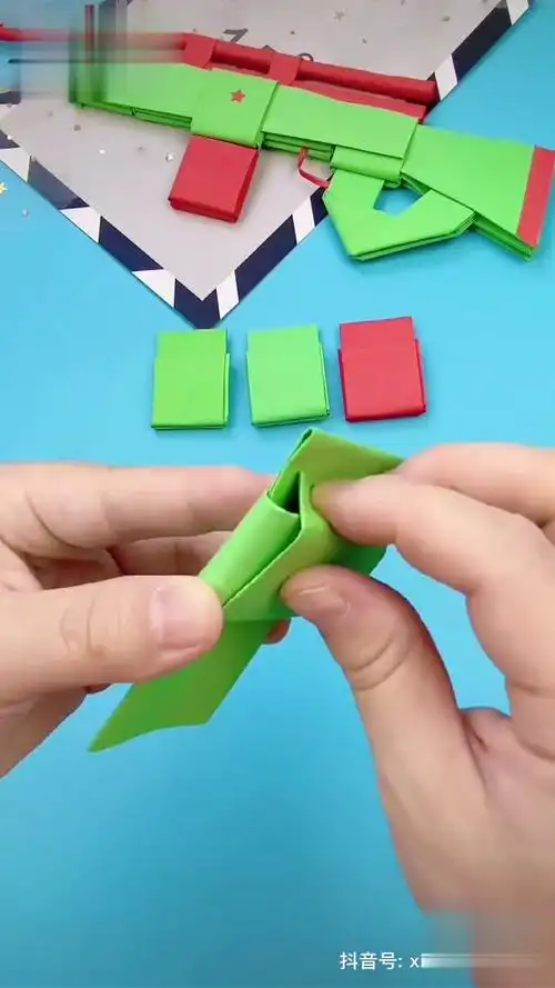 儿童节送宝贝98k,awm狙击手枪,可以吃鸡了折纸 兴趣才艺 知识合伙人