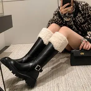 雪地靴女冬季加绒加厚长靴真皮棕色厚底高筒长筒抗寒皮面及膝长款