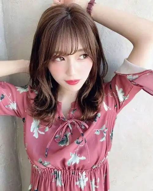 35岁女人如何选择适合自己的发型