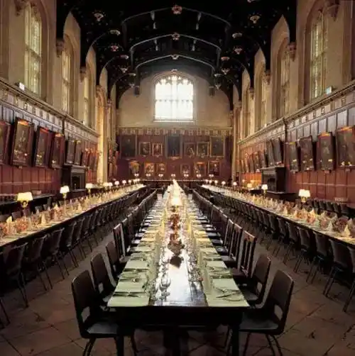 给哈佛大学的食堂跪了简直就像是.