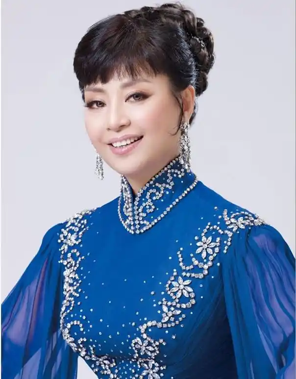 8月30日,广东罗定体育馆『蒋大为殷秀梅孙楠徐小明齐聚广东 用歌声