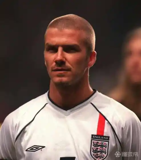 贝克汉姆疫情期间足坛掀起了光头运动如