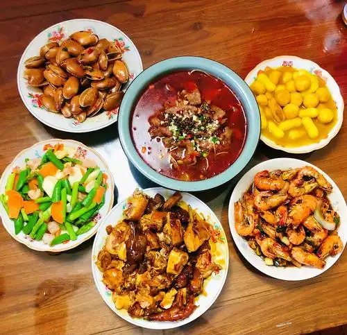 很久没下厨了,昨日为小侄子做的生日餐