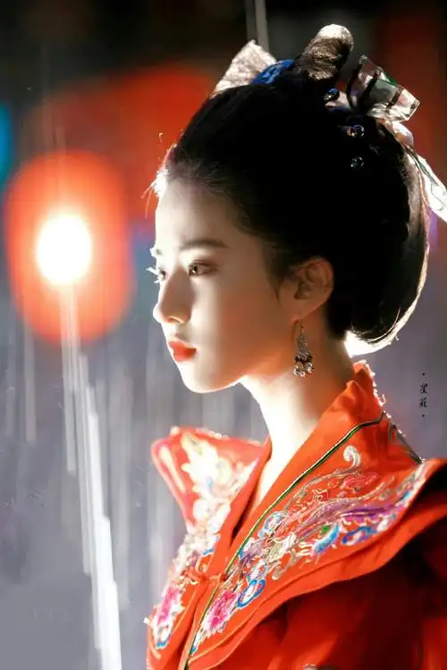 刘亦菲#刘亦菲红衣战神!哪个造型最让你怦然心动?@刘亦菲