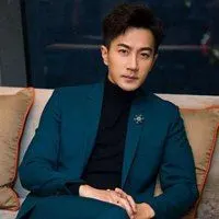 刘恺威图片最帅的头像图片【点击鼠标右键下载】