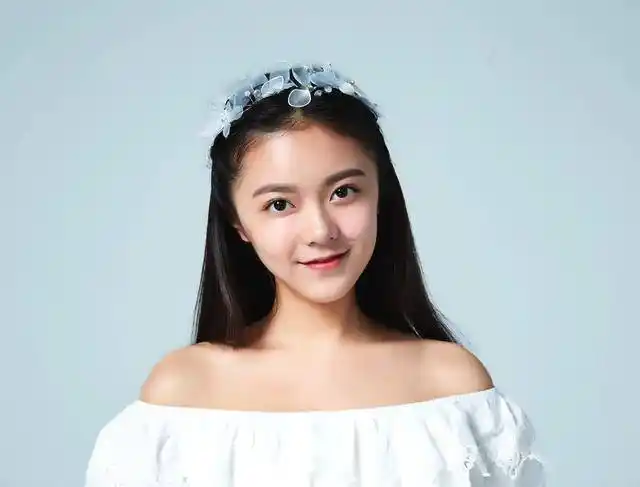 国民闺女要换人?16岁出道8年演技爆棚,关晓彤跟她比有点差距