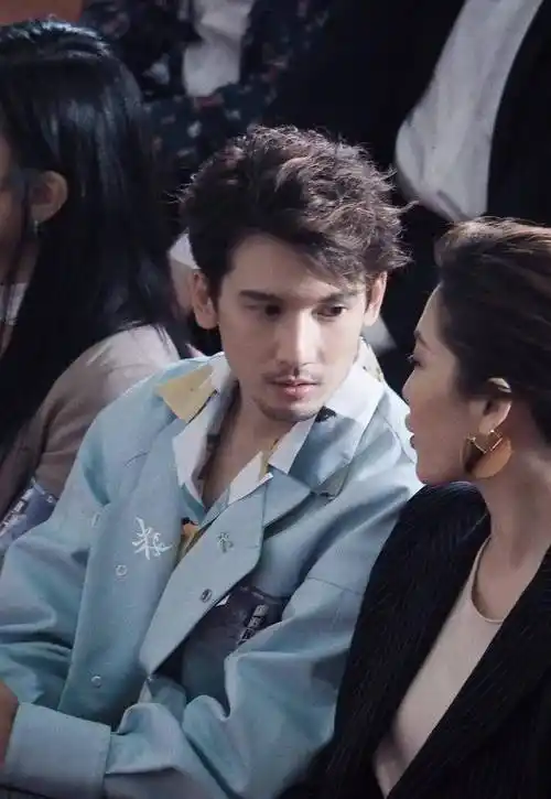 生不逢时,过气歌手关智斌这张脸比刘昊然,吴磊,tfboys还标致_罗云熙