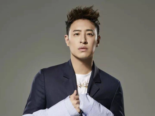 歌手潘玮柏经典照片集锦