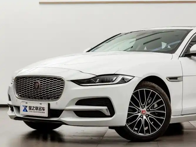 捷豹 xel  2021款 2.0t 250ps s进取优雅版图片