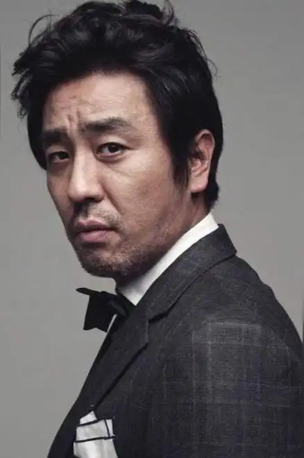 柳承龙(韩国电影男演员)_尚可名片