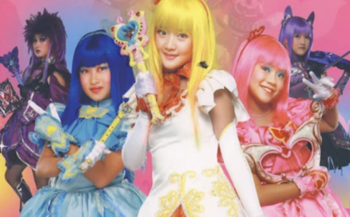 记忆中《巴啦啦小魔仙》的变身咒语,画面感比"雨女无瓜"更魔性