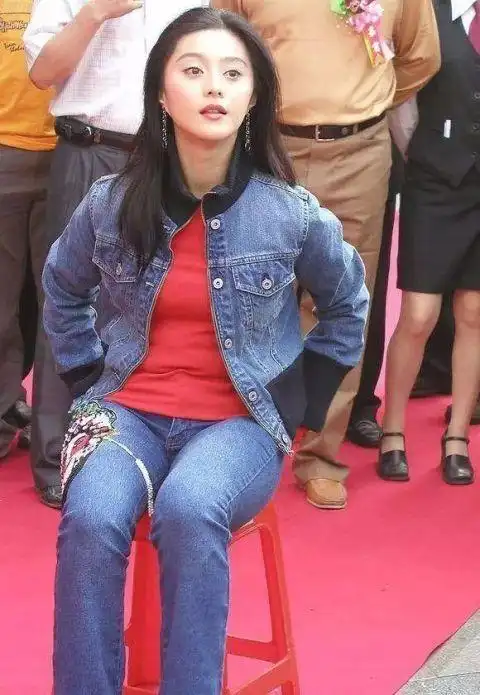 范冰冰大批素颜旧照曝光,17岁的她居然长这样!