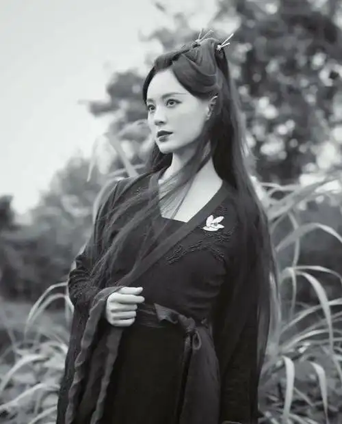 新神雕侠侣剧照曝光毛晓慧小龙女辣眼五竹叔版杨过如何