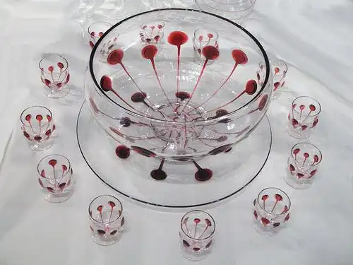 punchbowl with red detail | flickr – 相片分享!