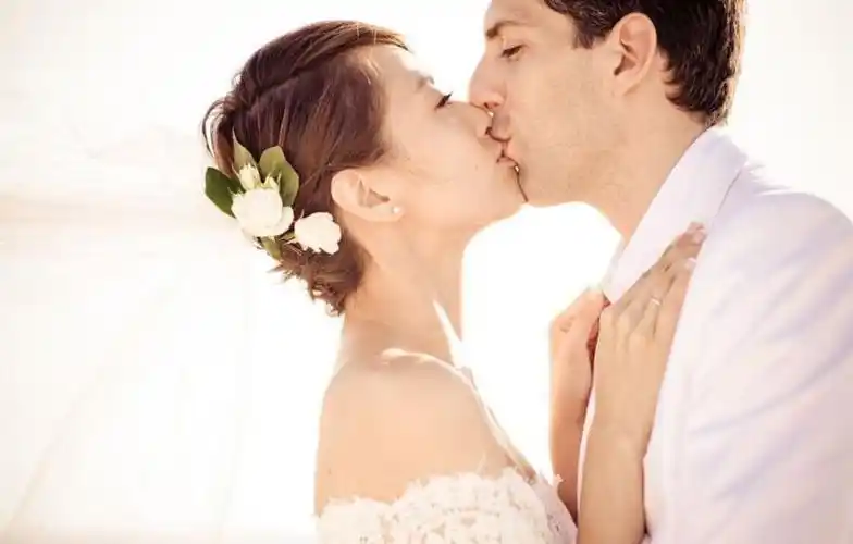 梁咏琪结婚了吗梁咏琪老公个人资料及近况和图片分享 - 佩龙个人网