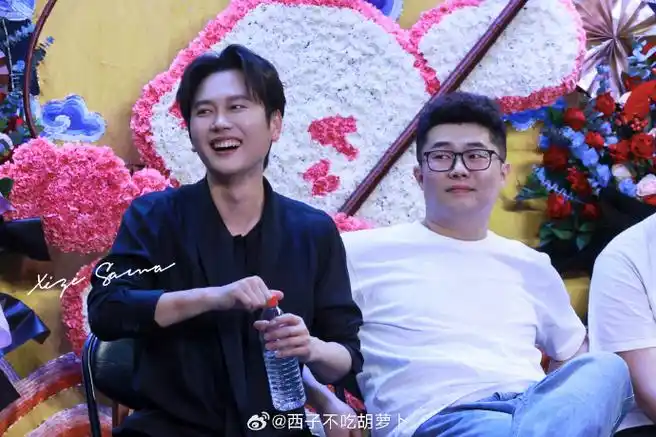 孟鹤堂周九良携手十四年