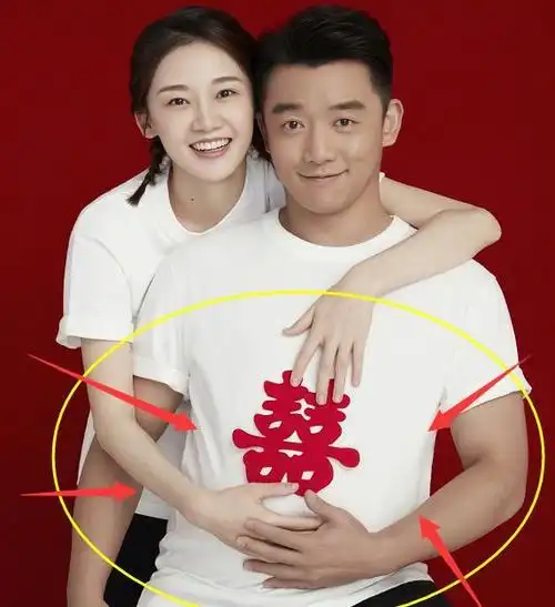 虽然一直没有公开秀过恩爱,但是521这一天一下子晒出了结婚照九宫格