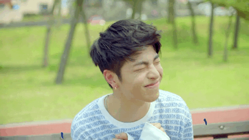 帅哥gif卖萌gif爱心gif搞笑gif