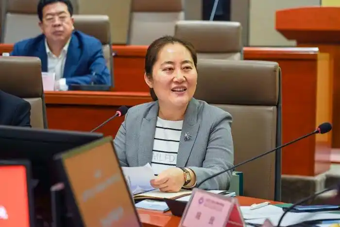 运城市委常委,组织部长赵晔期待与uic开展合作赵晔表示,北师港浸大是