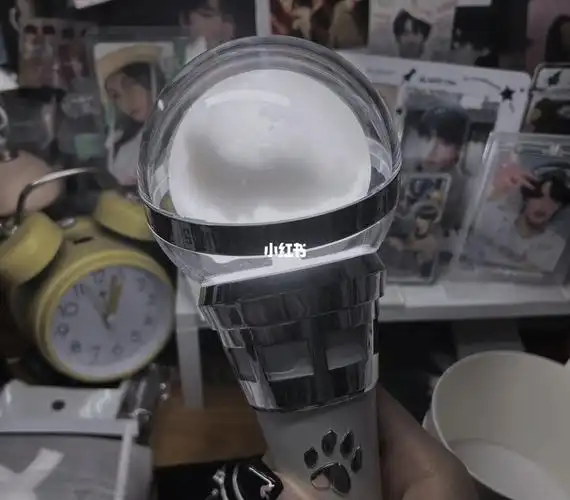 刘耀文  #应援棒  #向全世界安利  人本身可以是聚光灯 刘耀文自己就