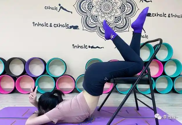 蜘蛛腿挑战是什么梗?