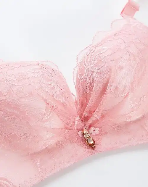 性感蕾丝上薄下厚聚拢调整型文胸粉红色
