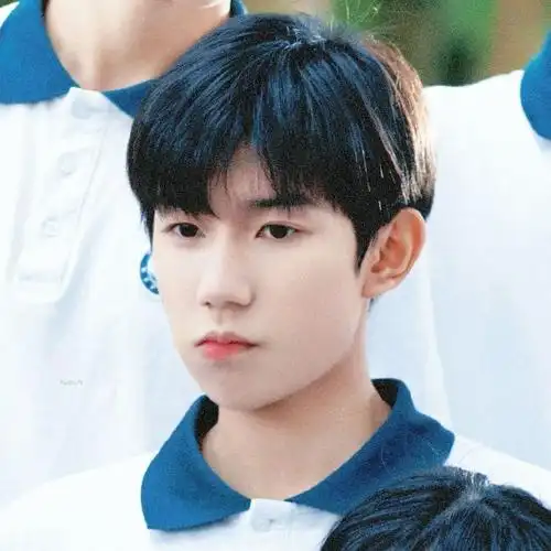 王源撒娇国国王