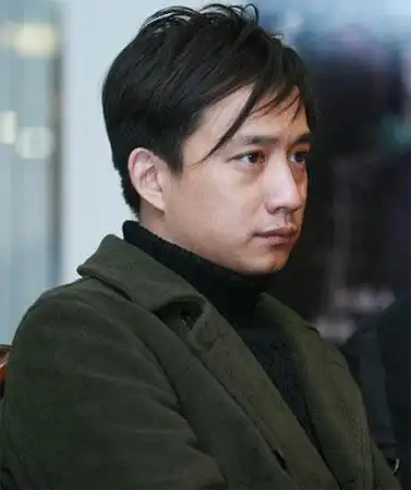 黄磊《家》中演大哥 诠释封建家庭下悲剧爱情