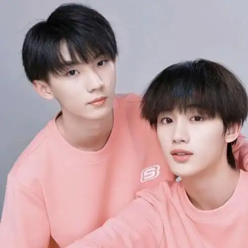 马嘉祺与丁程鑫的一天