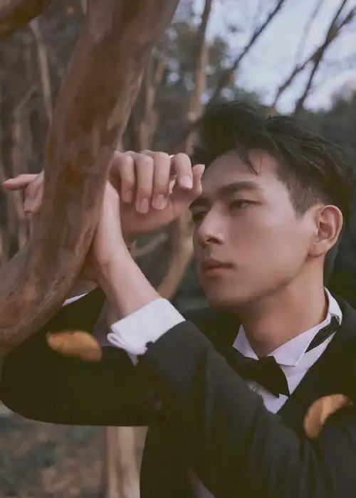 李现elle风尚大典帅气写真_李现高清图片写真_三千图片网