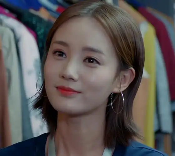 爱我就别想太多李一桐夏可可同款耳环s925银针嘴唇耳钉可爱耳饰