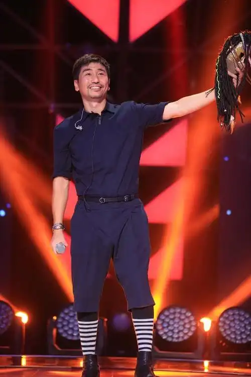 《蒙面》流浪者沙宝亮:为音乐无悔流浪|沙宝亮|流浪者|蒙面歌王_新浪