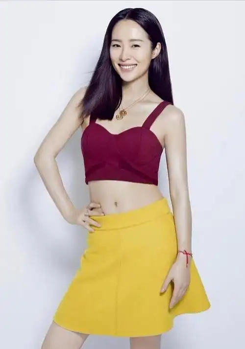 甜美可人的江一燕,清新淡雅,性感妩媚,迷倒了万千宅男