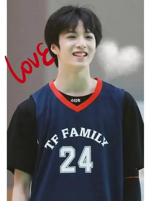 刘耀文生日快乐!