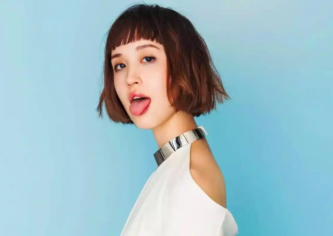 圆脸妹子适合的这款刘海,不打瘦脸针就可以轻松瘦脸,谁剪谁美