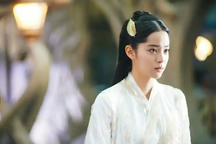 欧阳娜娜大主宰迎虐心哭戏网友直呼太心疼