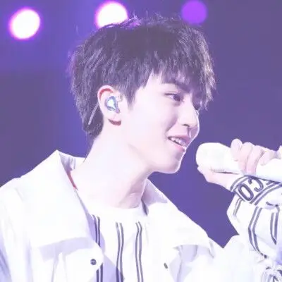 王俊凯最新情头