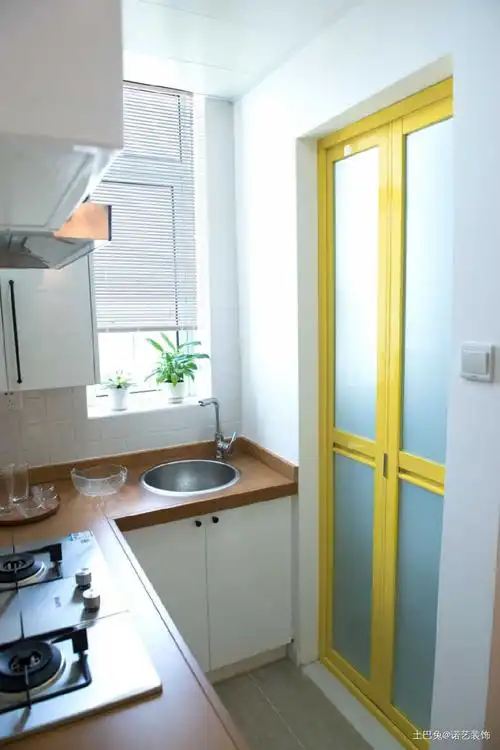 50平米老房改造简易两居室餐厅其他厨房设计图片赏析