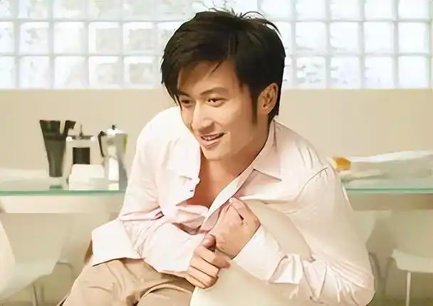 与谢霆锋纠缠26年依然选择在一起这样的爱情令人羡慕