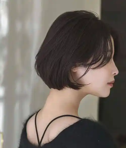 2023秋冬季发型怎么烫?美到让人上瘾短发c卷烫,35岁都好看.